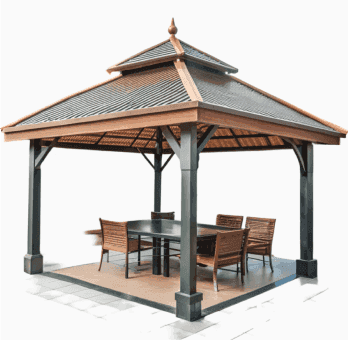 Outdoor Kitchen & a Cozy Patio